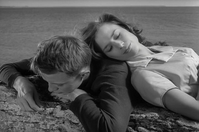 犹在镜中剧照的剧照