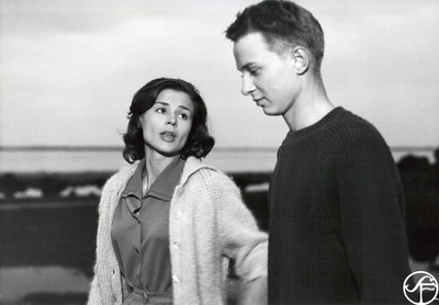 犹在镜中剧照的剧照