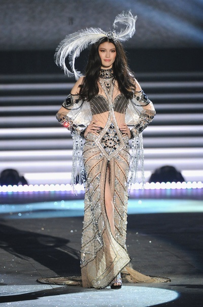 维多利亚的秘密2012时装秀剧照的剧照