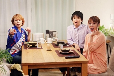 末班车晚饭 试播版剧照的剧照