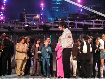 迈克尔杰克逊 -30周年演唱会剧照的剧照