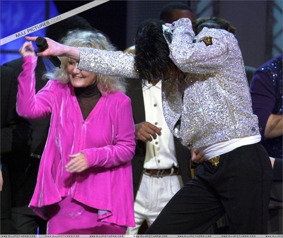 迈克尔杰克逊 -30周年演唱会剧照的剧照