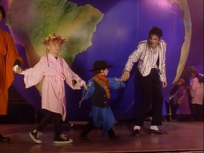 迈克尔·杰克逊-危险之旅之布加勒斯特站剧照的剧照