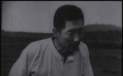 鲜花盛开的村庄剧照的剧照