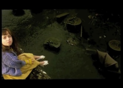 它是包装上的设计吗？剧照的剧照