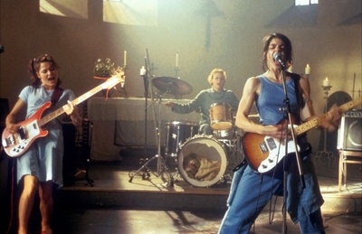 碧波女贼剧照的剧照