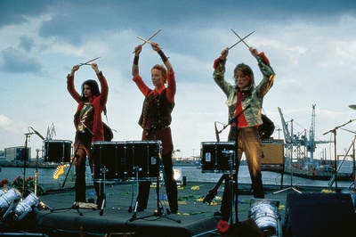 碧波女贼剧照的剧照