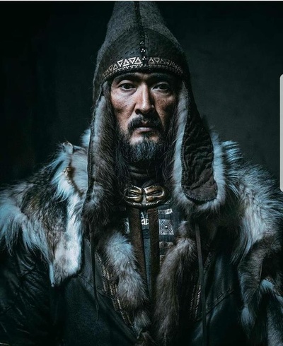 托米莉斯女王剧照的剧照