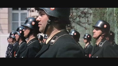 虎口脱险剧照的剧照