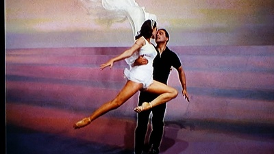 雨中曲剧照的剧照