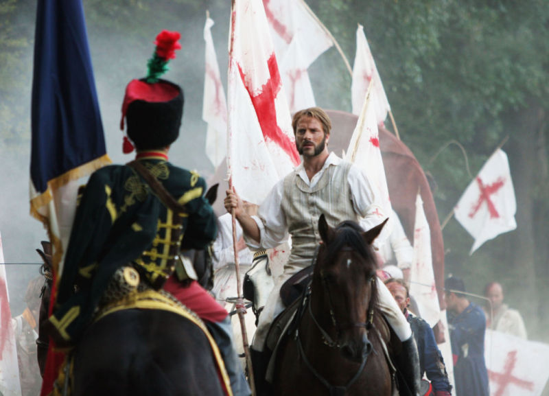 亨利·杜南：十字上的红剧照的剧照