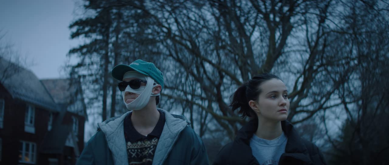 凝视猎物剧照的剧照