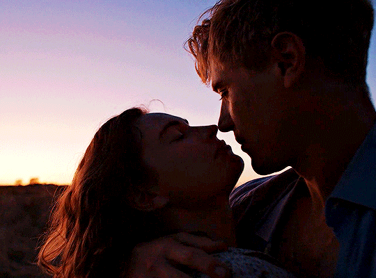 发掘剧照的剧照