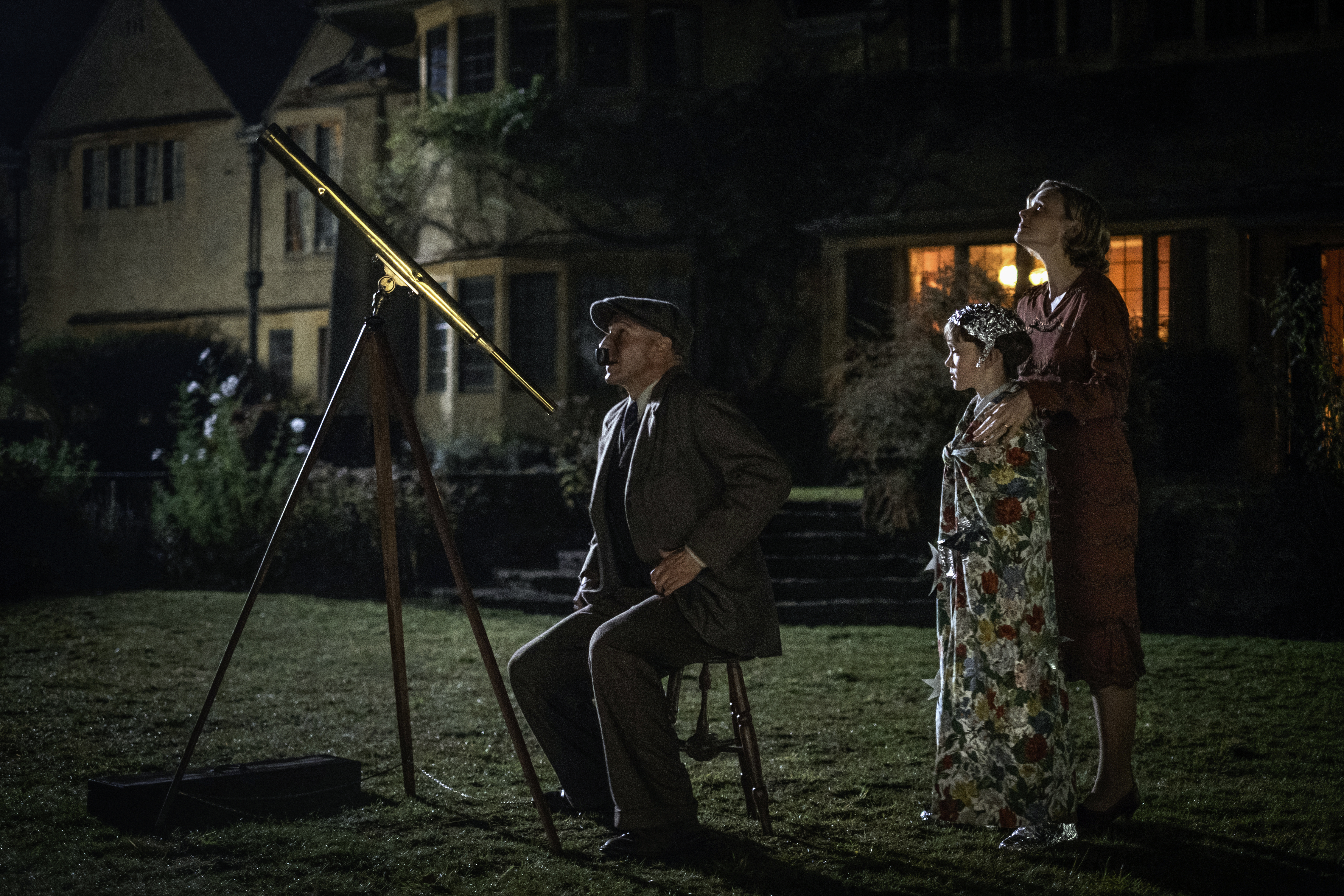 发掘剧照的剧照