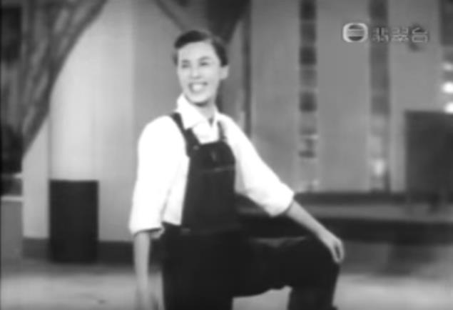 瑶红烛化佛前灯剧照的剧照