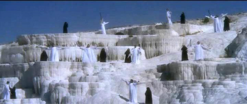 蒙多坎迪多剧照的剧照