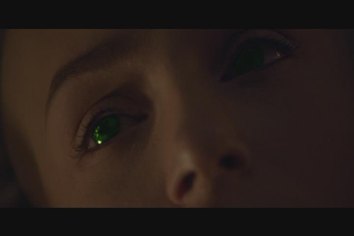 闪亮的眼睛剧照的剧照