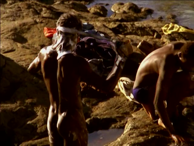 远离克莱万兹雷本小镇剧照的剧照