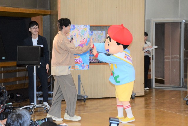 蜡笔小新：激战！涂鸦王国和约四位勇士剧照的剧照