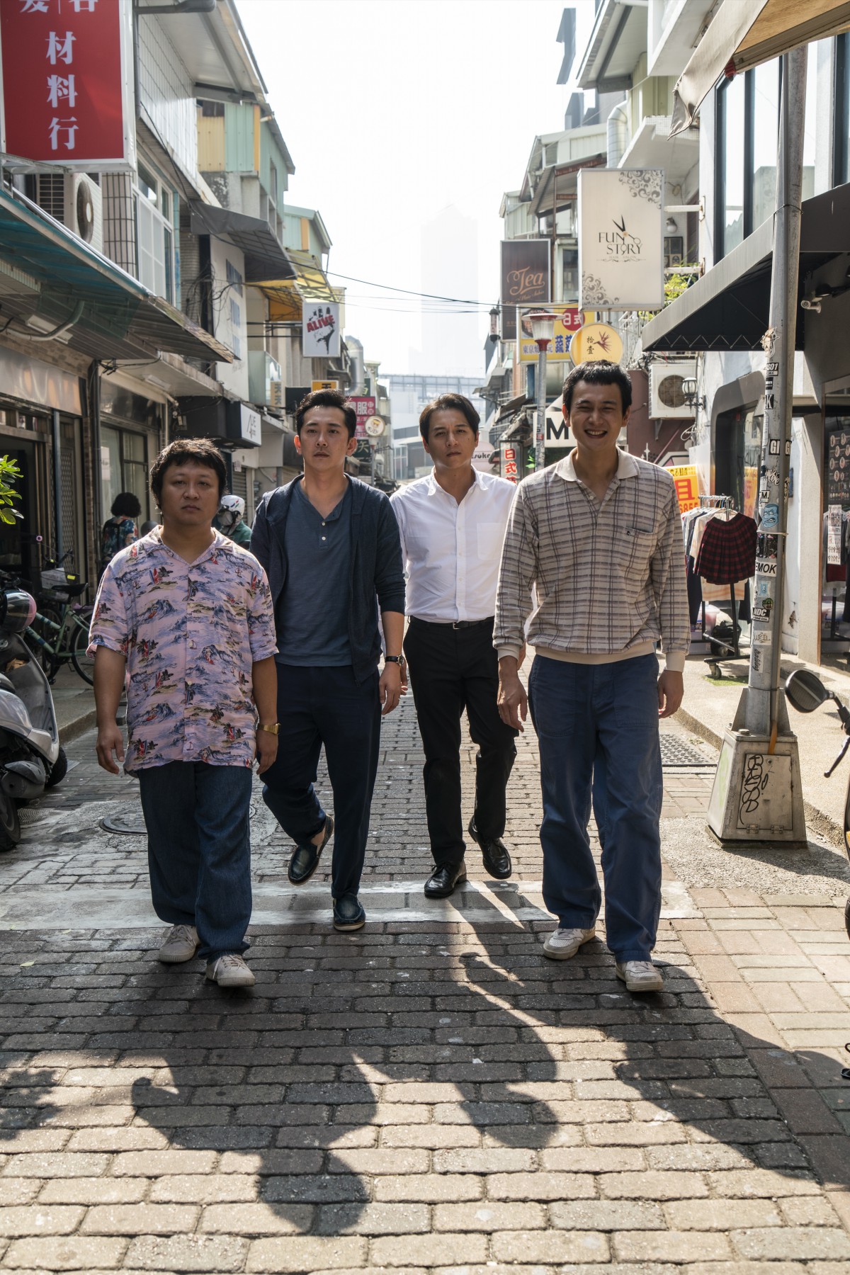 同学麦娜丝剧照的剧照