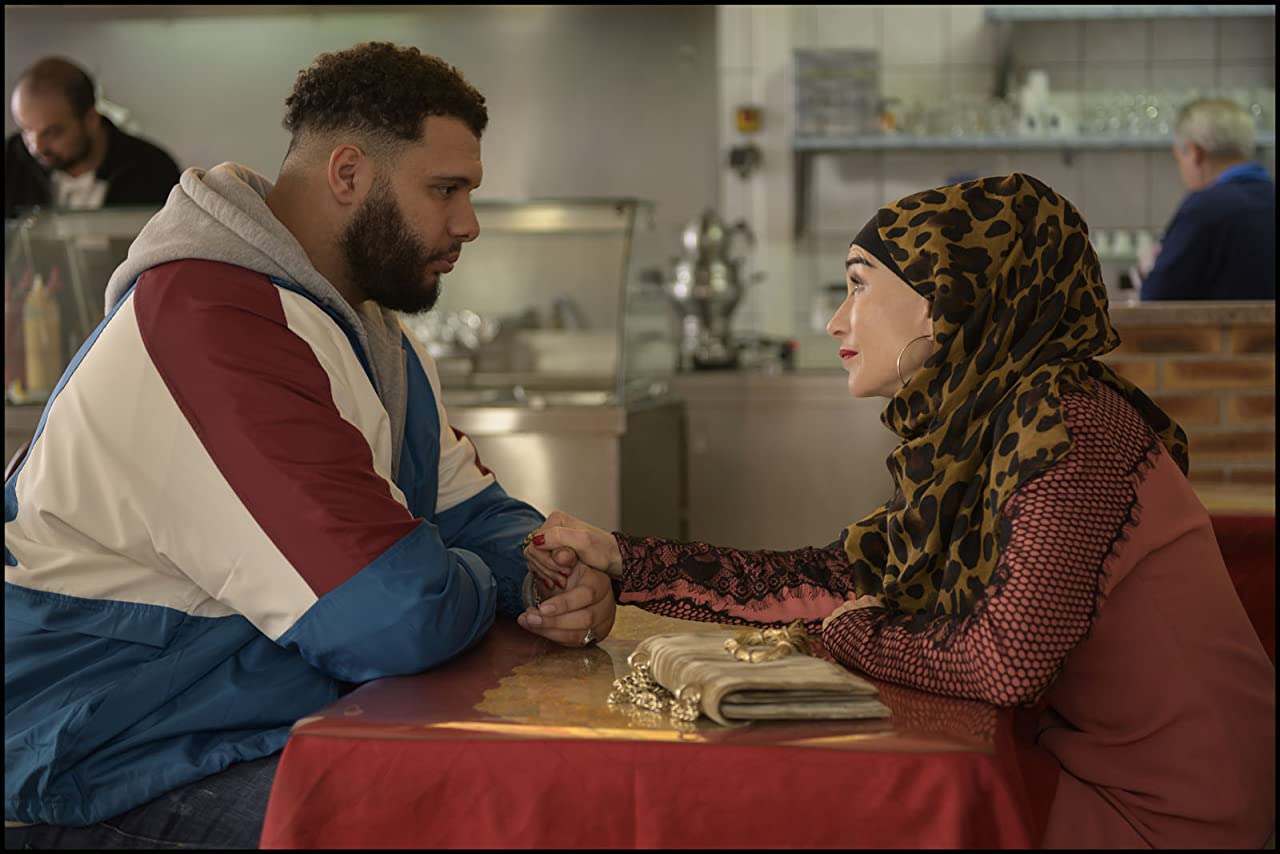 毒贩大妈剧照的剧照