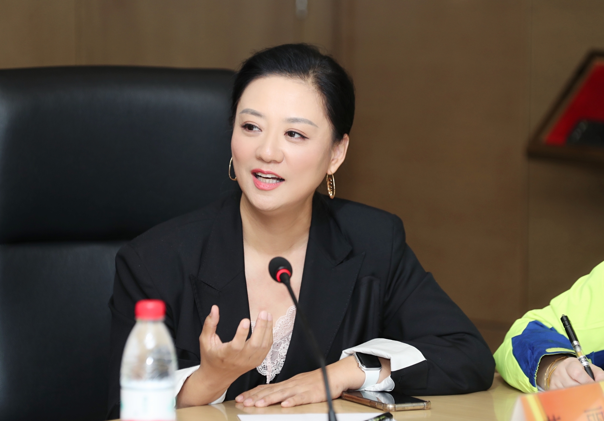 千顷澄碧的时代剧照的剧照