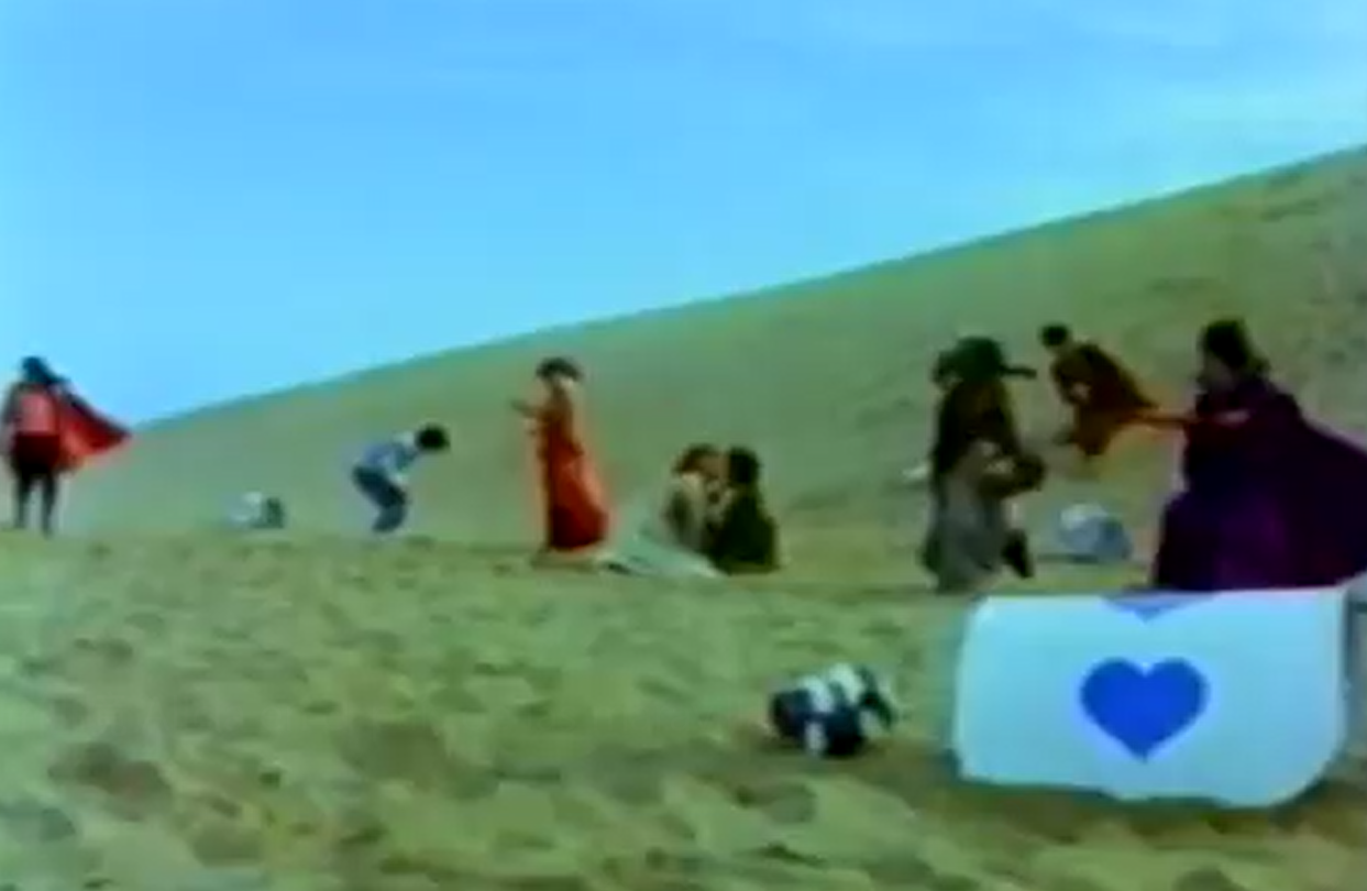 爱丽斯梦游仙境剧照的剧照