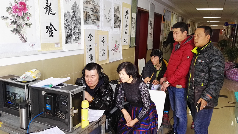 催乳男神剧照的剧照