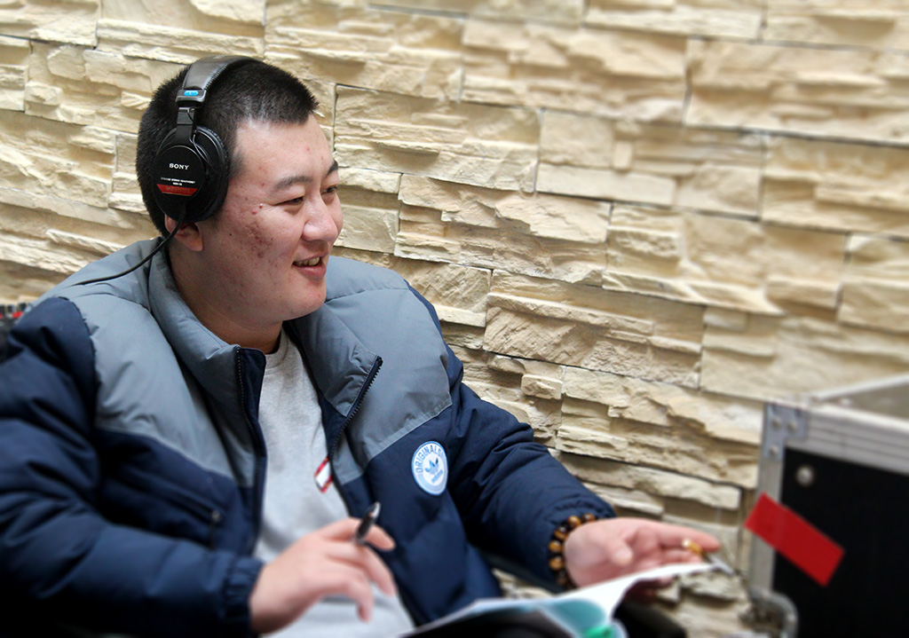 催乳男神剧照的剧照