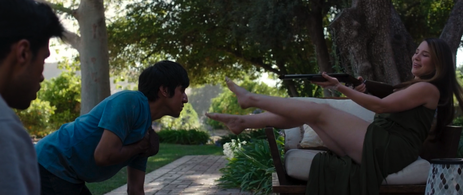 地下剧照的剧照