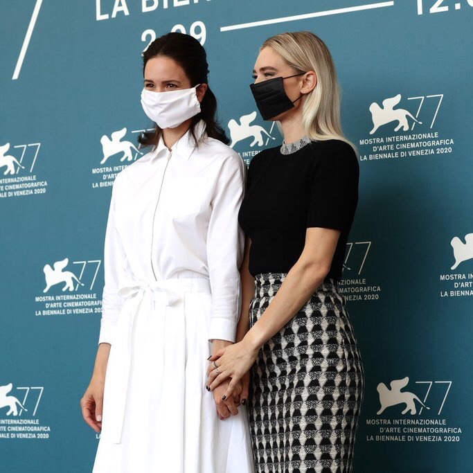 打开心世界剧照的剧照