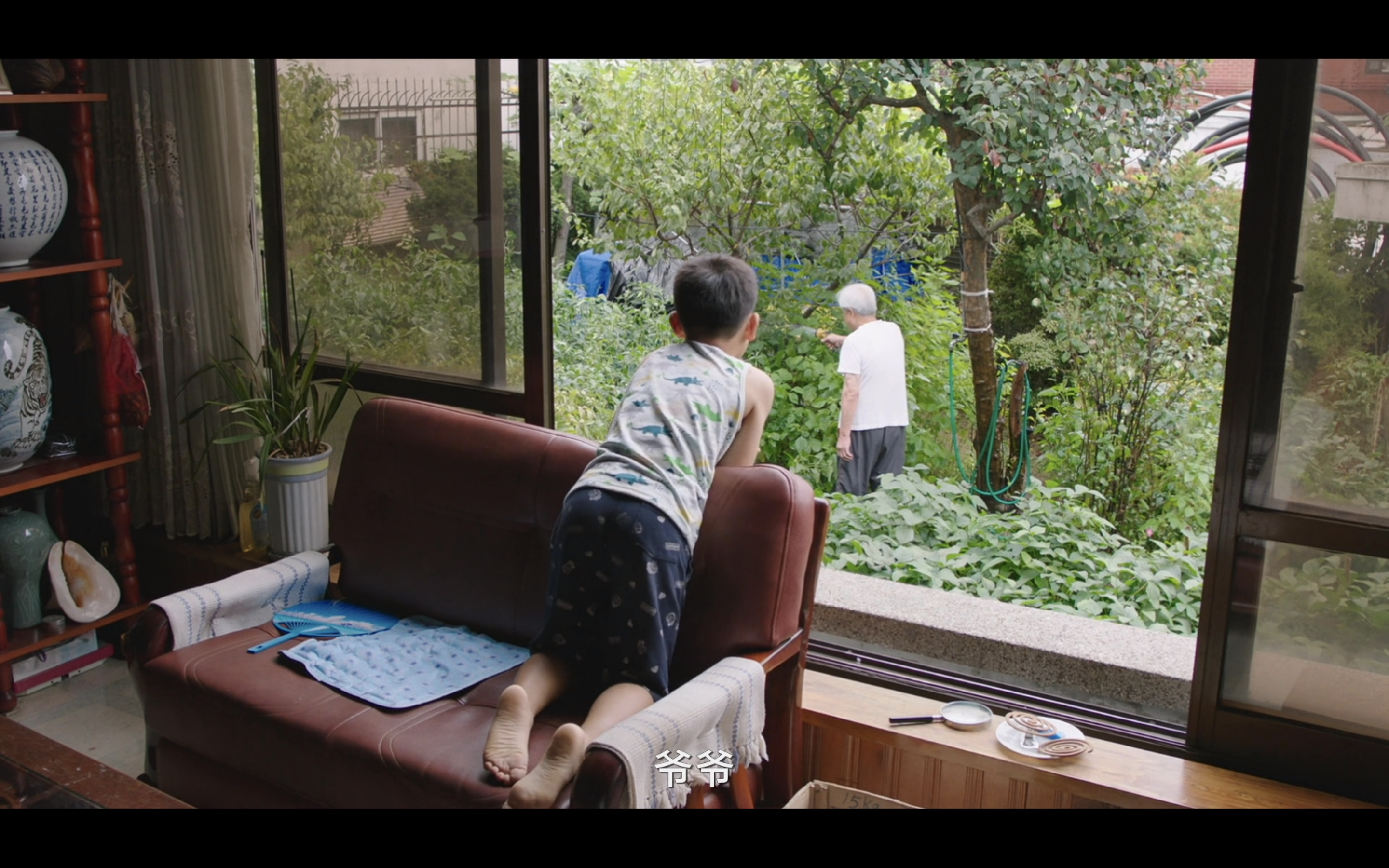 姐弟的夏夜剧照的剧照