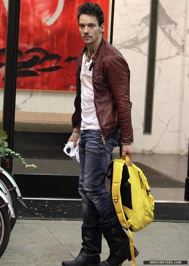 圣杯神器：骸骨之城剧照的剧照