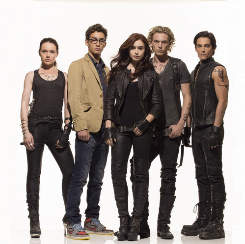 圣杯神器：骸骨之城剧照的剧照