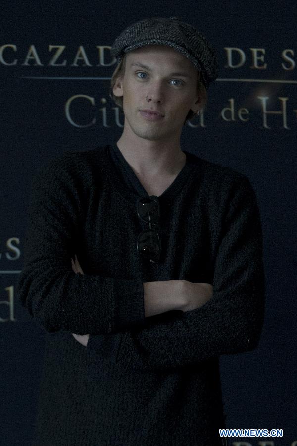 圣杯神器：骸骨之城剧照的剧照