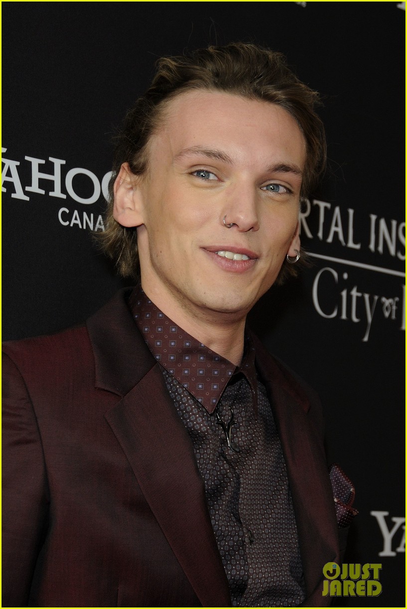 圣杯神器：骸骨之城剧照的剧照