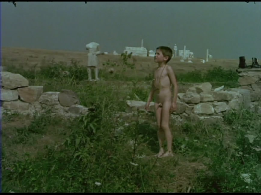 无名战士的漆皮靴剧照的剧照