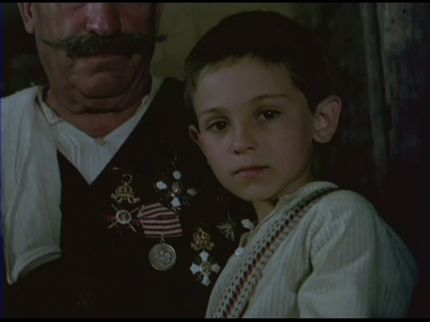 无名战士的漆皮靴剧照的剧照