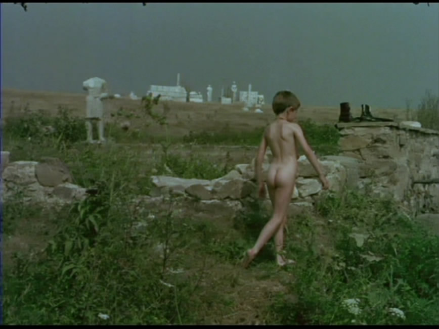 无名战士的漆皮靴剧照的剧照