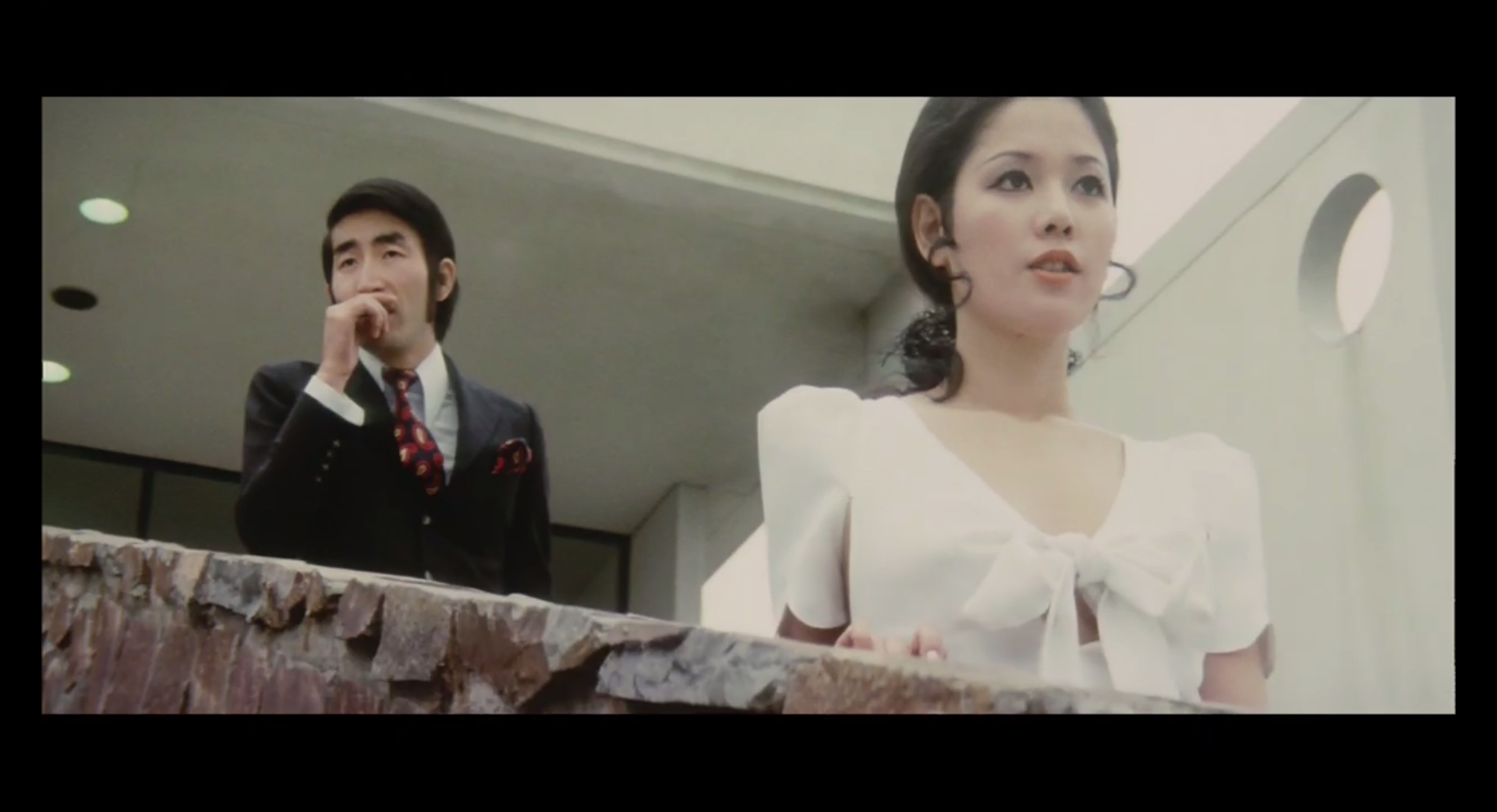 镜子中的野心剧照的剧照