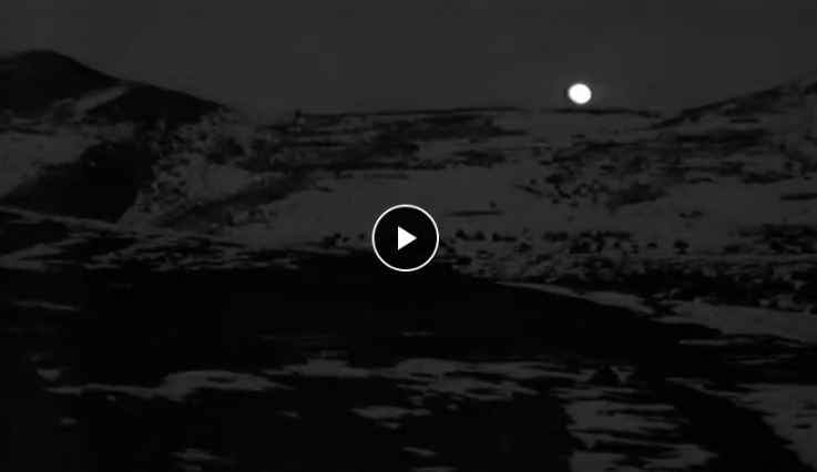 祈祷剧照的剧照