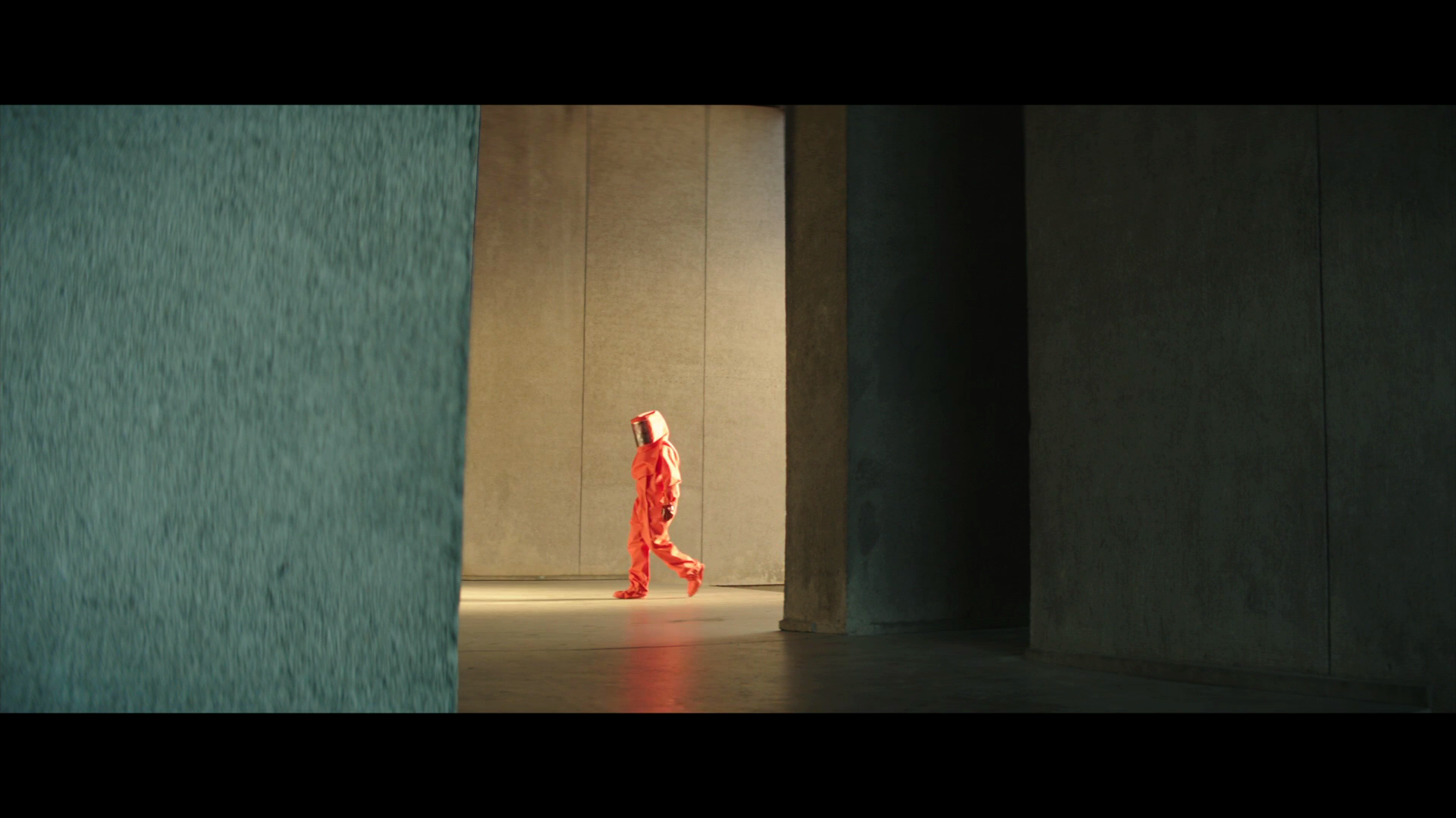 LX 2048剧照的剧照