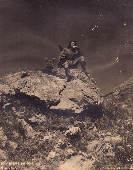 夜间来客剧照的剧照