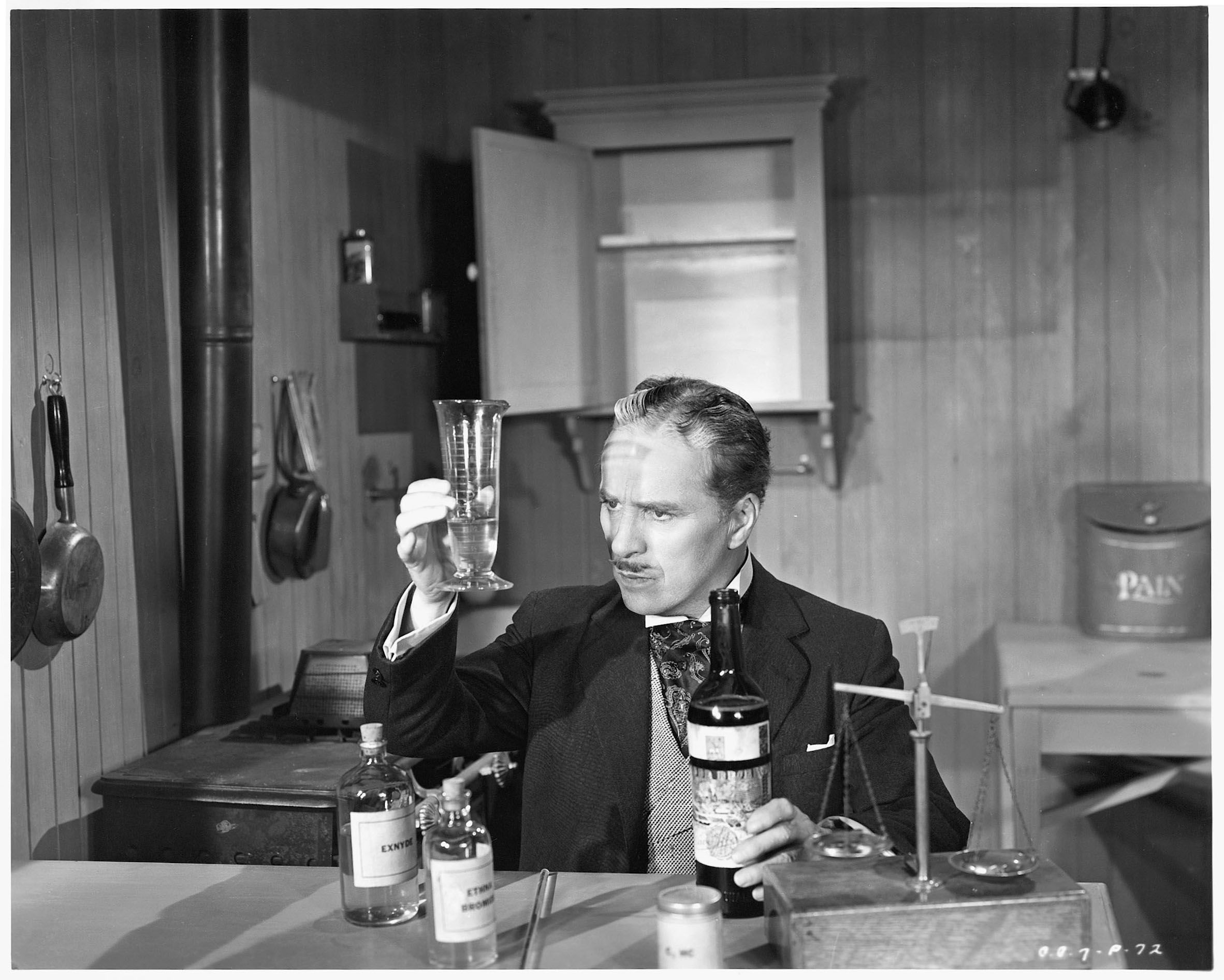 凡尔杜先生剧照的剧照