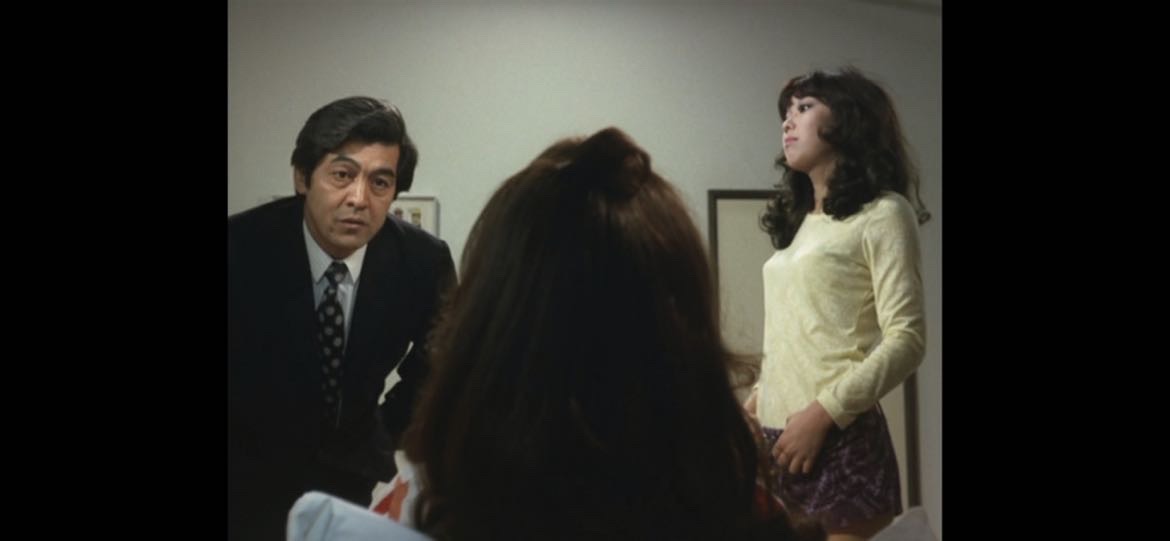 女优的告白剧照的剧照