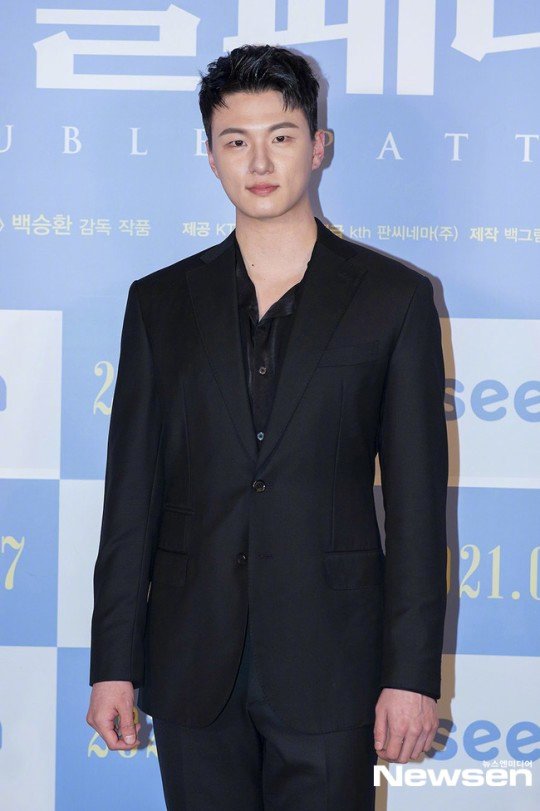 双层肉排剧照的剧照