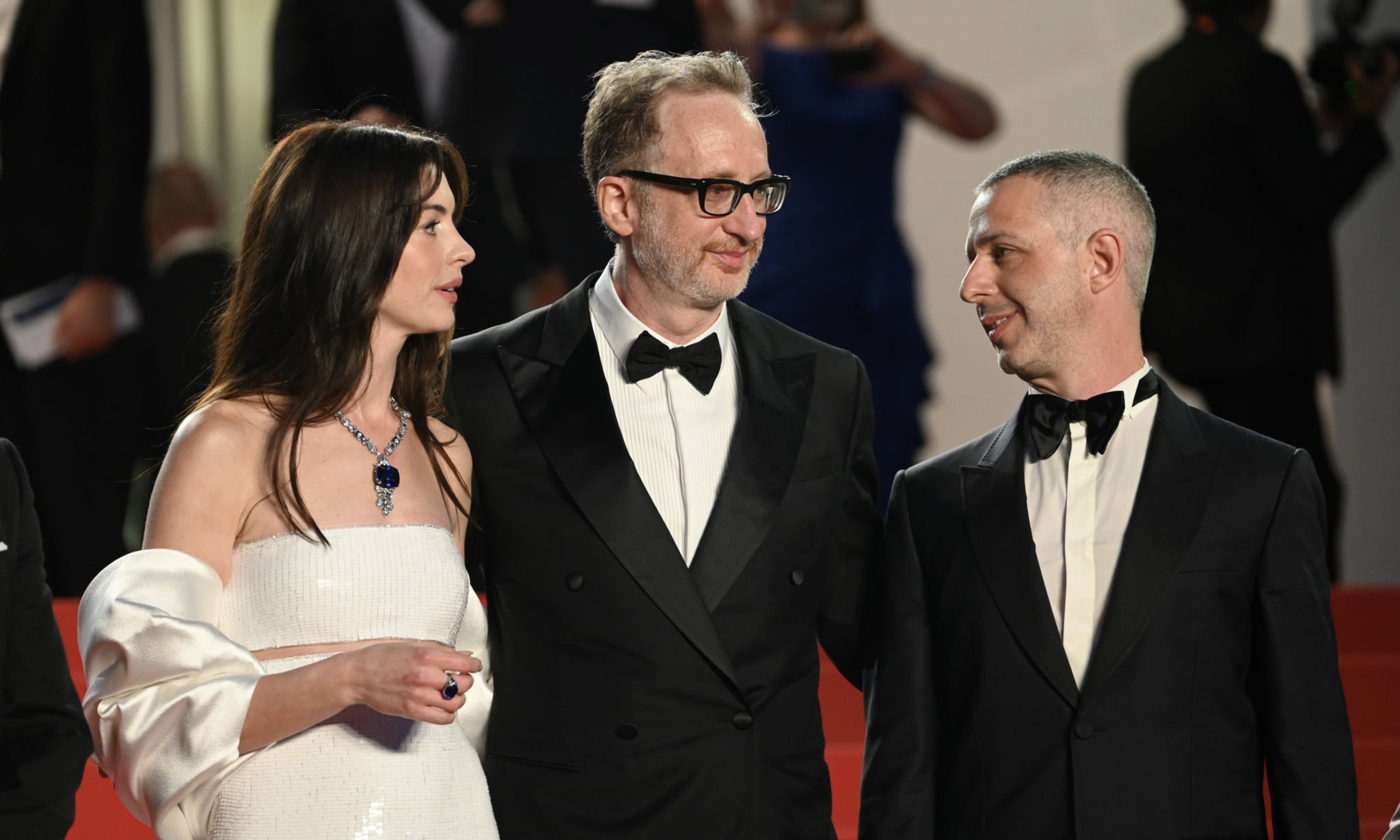 世界末日剧照的剧照