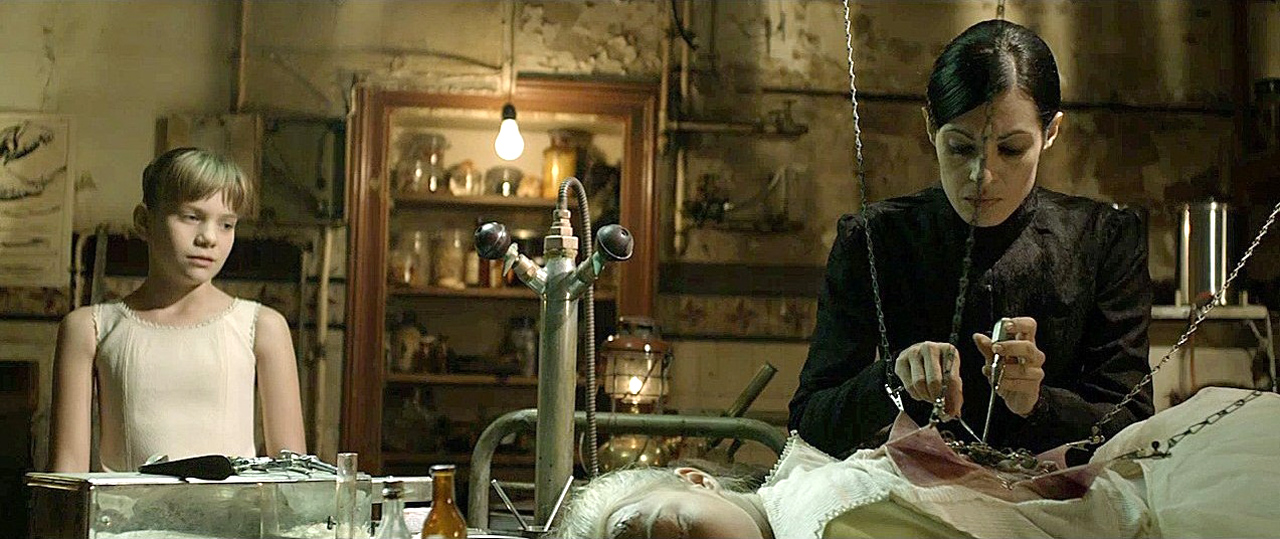 死色剧照的剧照