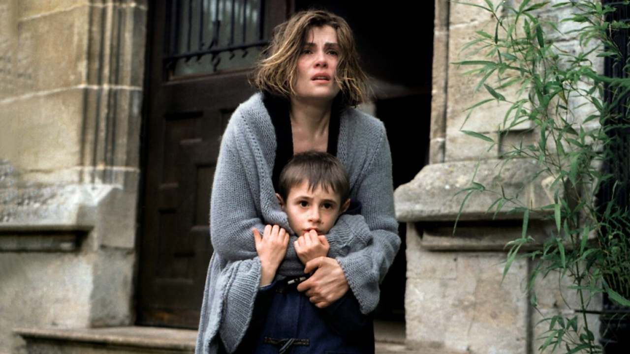 近身接触剧照的剧照