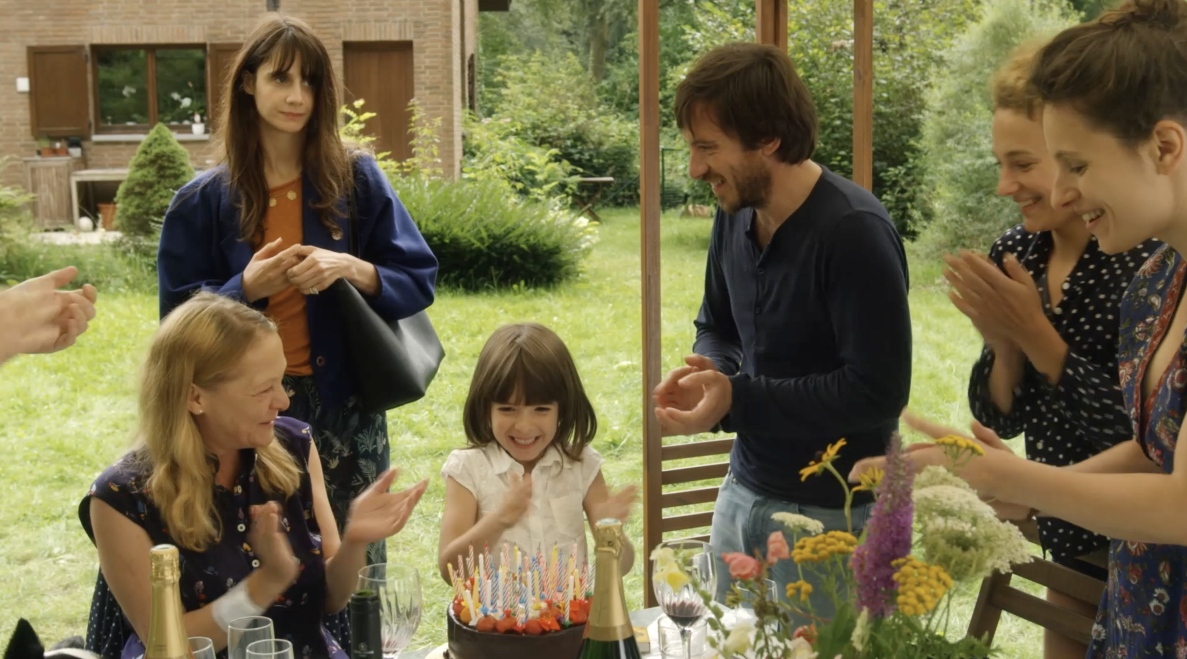 大象与蝴蝶剧照的剧照